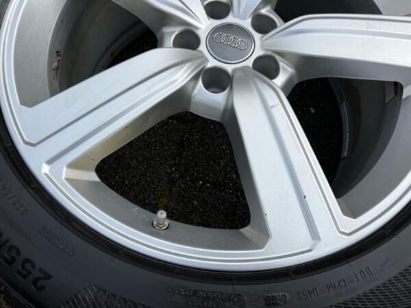 4 ORIGINAL 20" ALU WINTERRÄDER AUDI Q8 E-TRON 4KE601025S #1NEI – Bild 7