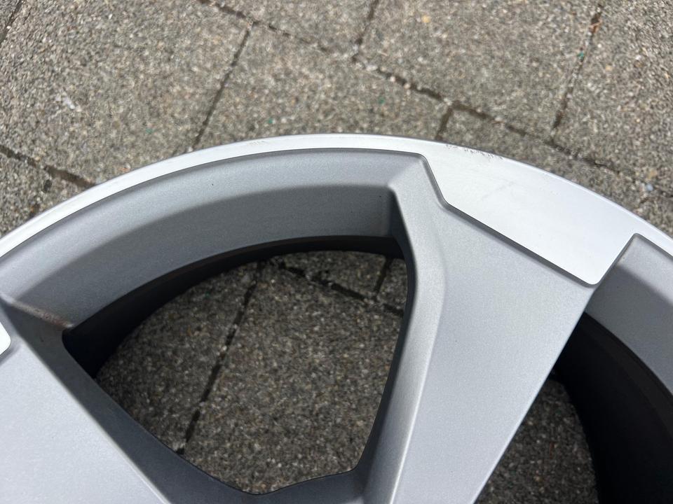 1 X ORIGINAL 19" ALUFELGE FELGE AUDI A4 8W 8W0601025CG #1YJE – Bild 2