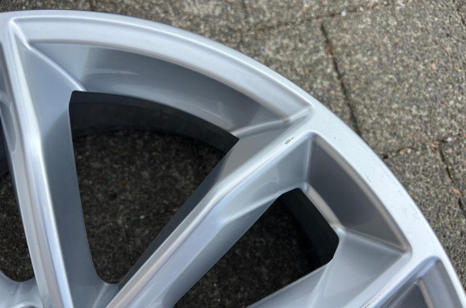 1 X ORIGINAL 19" ALUFELGE FELGE AUDI A5 S5 F9 8W 8W0601025D #1YFK – Bild 2