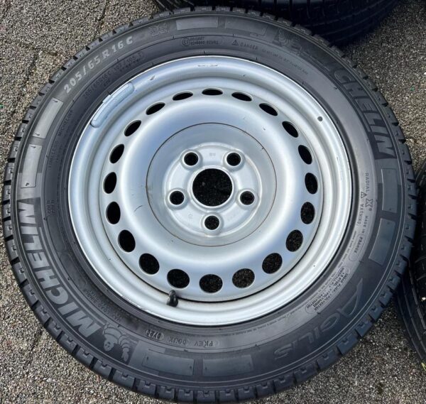 4 SOMMERRÄDER VW BUS T5 T6 205/65R16C 107/105T MICHELIN #1ZFZ – Bild 3