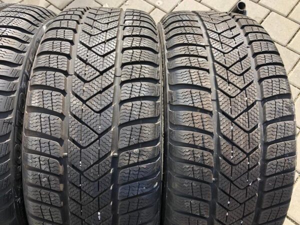 4x 225/40R18 92V PIRELLI SOTTOZERO 3 WINTERREIFEN RUNFLAT #1221 – Bild 3
