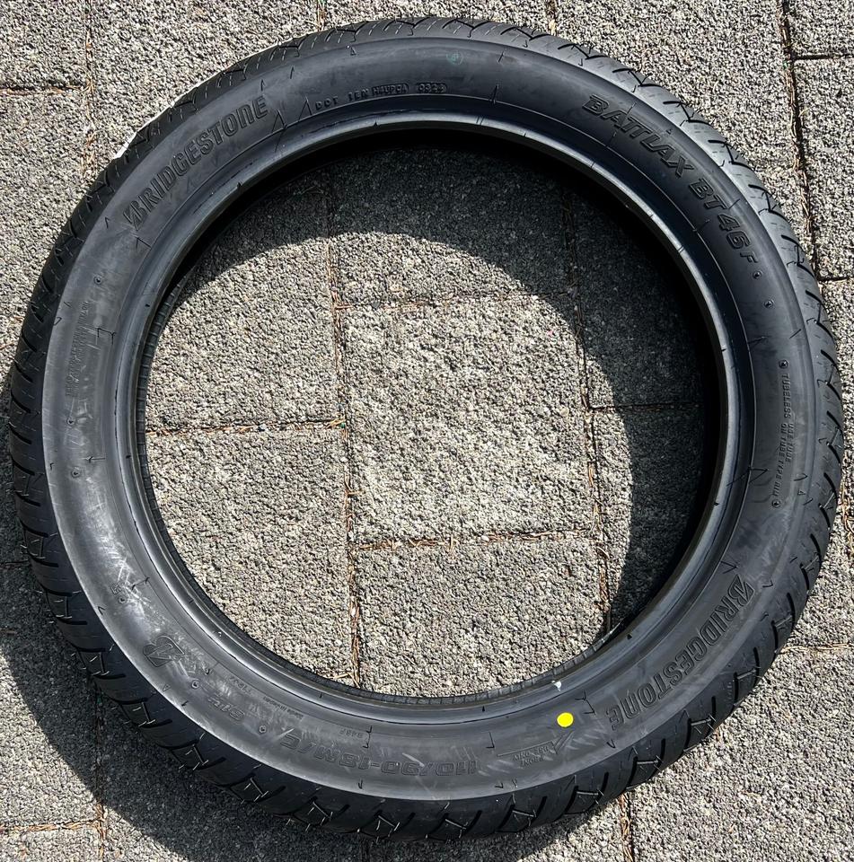 1 X 110/90-18 M/C 61H BRIDGESTONE BATTLAX BT46 NEU 2024 FREIHAUS – Bild 2