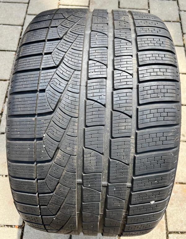 1x 295/30R19 100V PIRELLI SOTTOZERO 2 N1 WINTERREIFEN #17CK