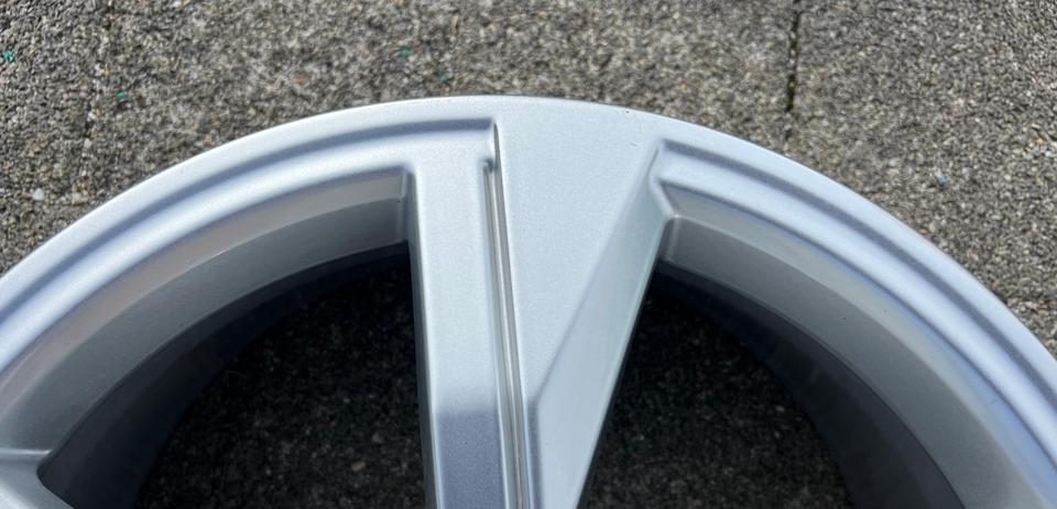 1 X ORIGINAL 17" ALUFELGE FELGE AUDI A1 II GB 82A601025G #21LK – Bild 2