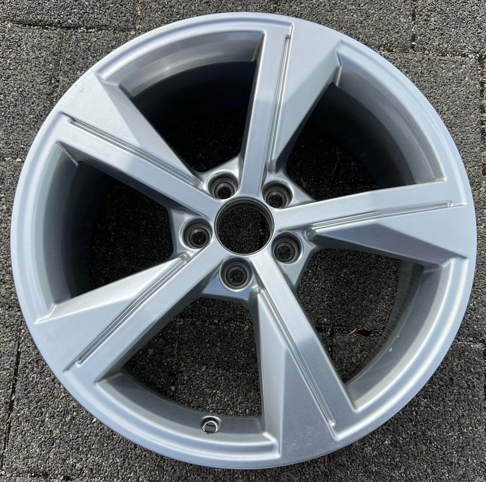 1 X ORIGINAL 17" ALUFELGE FELGE AUDI A1 II GB 82A601025G #21LM