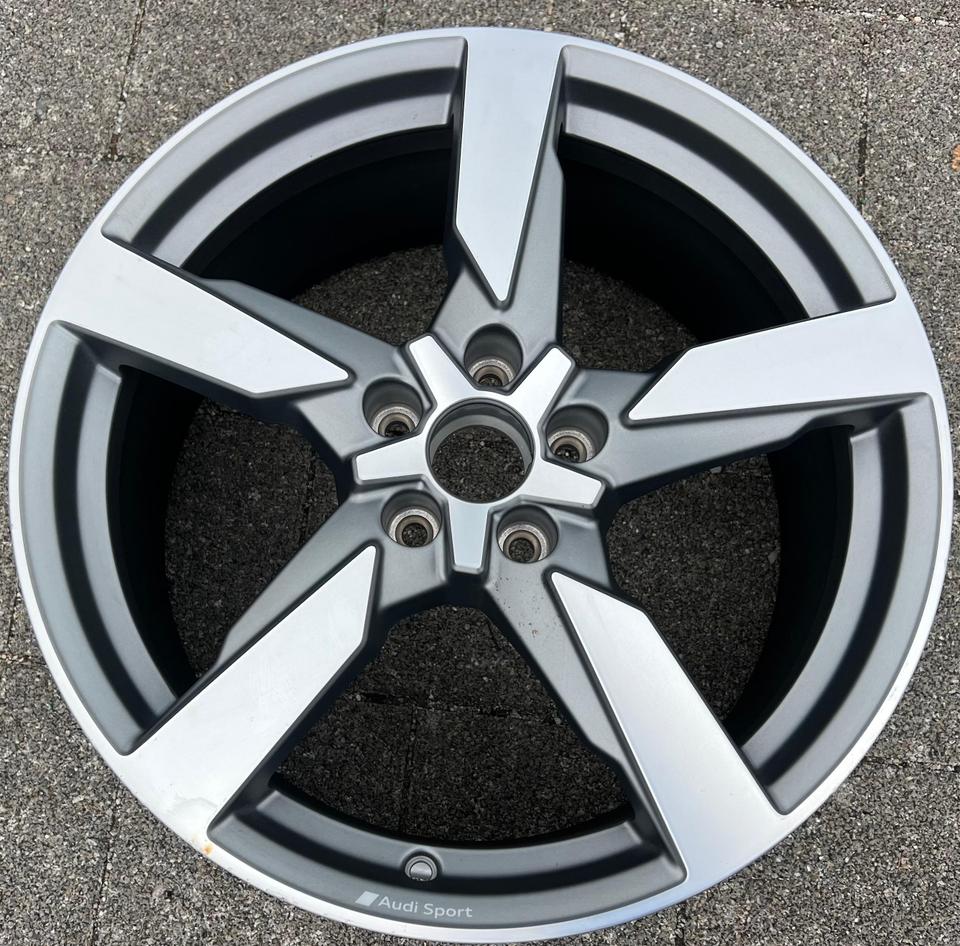 1 X ORIGINAL 19" ALUFELGE FELGE AUDI TT TTS 8S 8S0601025AA #1YJD