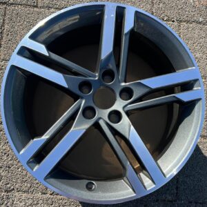 1 X ORIGINAL 18" ALUFELGE FELGE AUDI A4 8W 8W0601025M 8x18 #22KK
