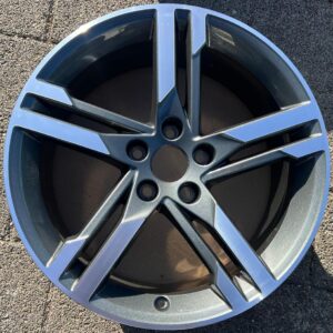 1 X ORIGINAL 18" ALUFELGE FELGE AUDI A4 8W 8W0601025M 8x18 #22KH