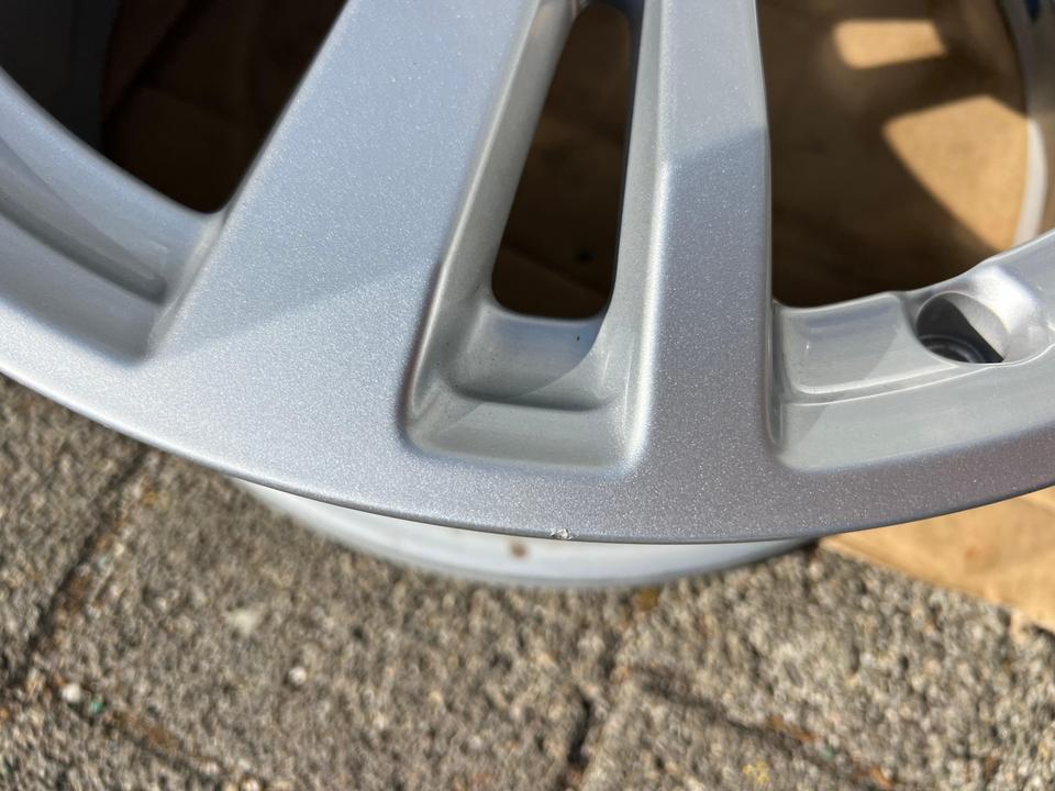 1 X ORIGINAL 17" ALUFELGE FELGE AUDI Q3 F3 83A601025F 7x17 #1TSA – Bild 2