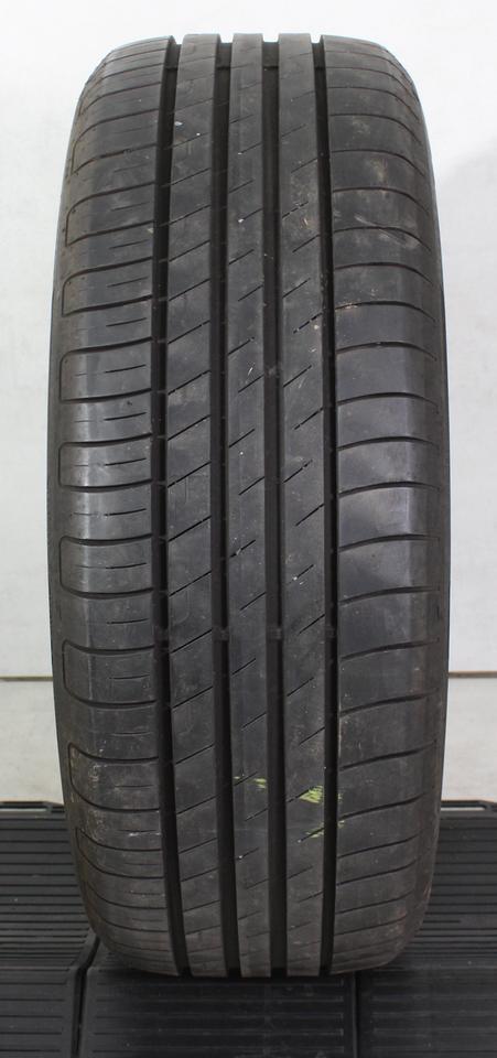 1x 225/55R17 97W GOODYEAR EFFICIENT GRIP PERFORMANCE 2018 * #1WJO