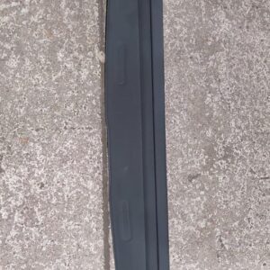 LADERAUM ABDECKUNG KOFFERRAUMABDECKUNG VW T5 T6 MULTIVAN