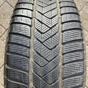 1x 245/40R19 98V PIRELLI SOTTOZERO 3 WINTERREIFEN RUNFLAT #1VNA