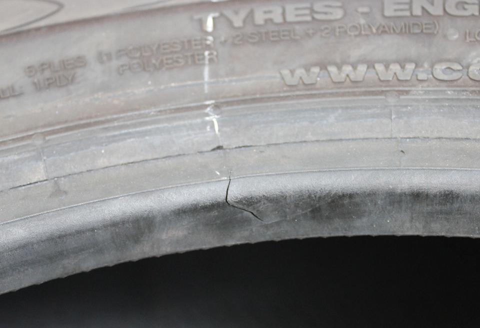 4x 215/65R15C 104/102T CONTINENTAL VACNO 2 SOMMERREIFEN #1I5U – Bild 7