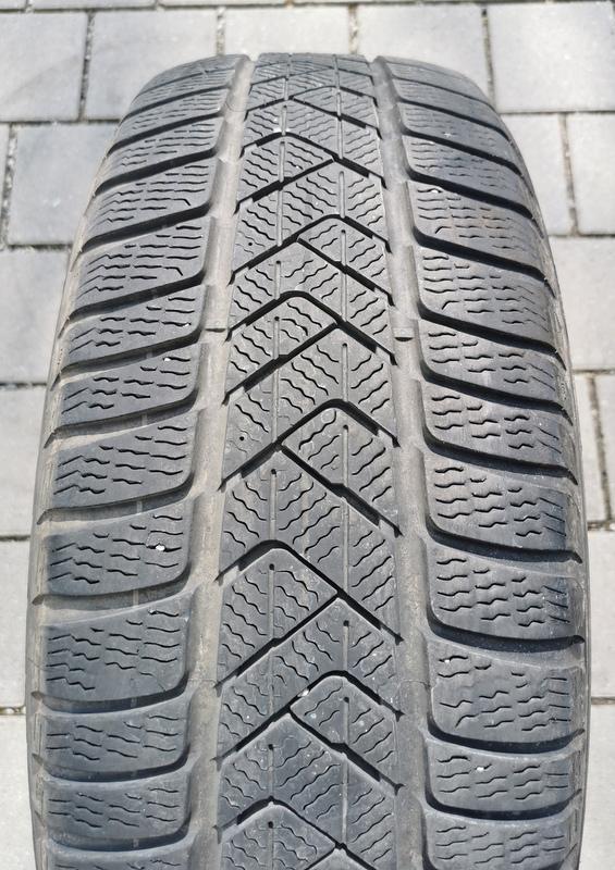 1x 225/45R19 98V PIRELLI SOTTOZERO 3 WINTERREIFEN RUNFLAT #13VK – Bild 2