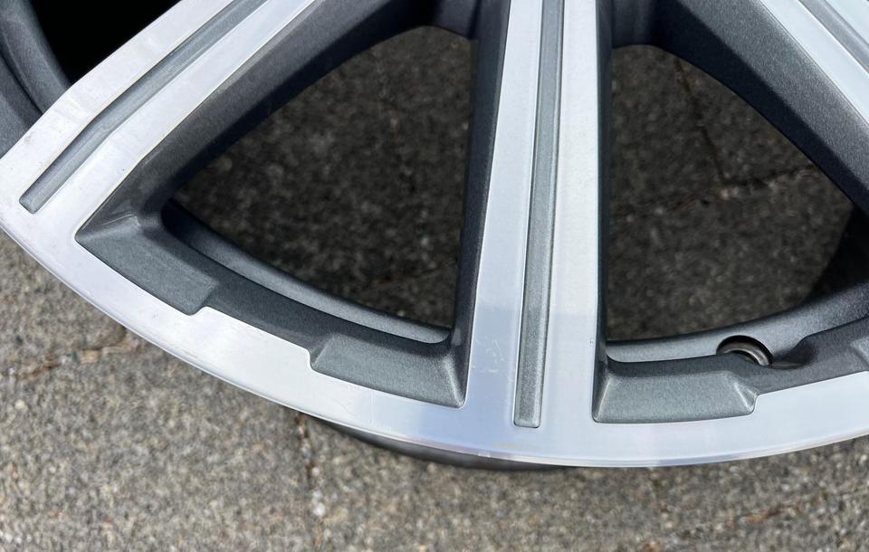 1 X ORIGINAL 20" ALUFELGE AUDI Q7 4M 4M0601025CJ 9x20 ET28 #1Z1O – Bild 2