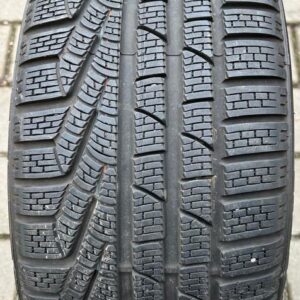1x 235/40R19 92V PIRELLI SOTTOZERO 2 N0 WINTERREIFEN 2012 #10OX