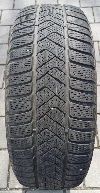 1x 225/45R19 98V PIRELLI SOTTOZERO 3 WINTERREIFEN RUNFLAT #13VK